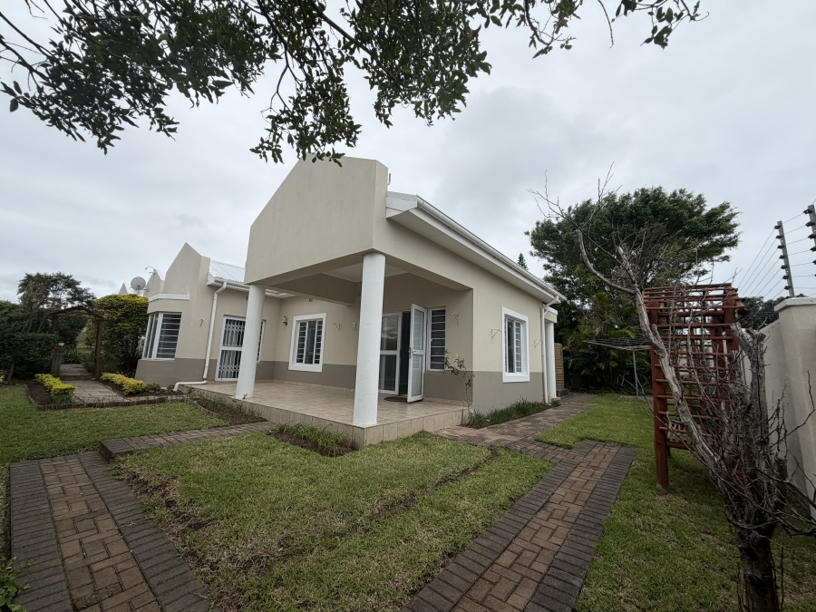 3 Bedroom Property for Sale in Beacon Bay Eastern Cape